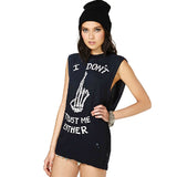 Loose Punk Style T-Shirt with Printed Skull Finger