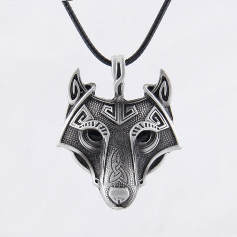 Viking Wolf Head Pendant Necklace.