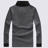 Men's long sleeved v-neck cotton t-shirt